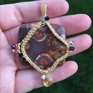 Gold Plated Hungarian Agate Gemstone Pendant